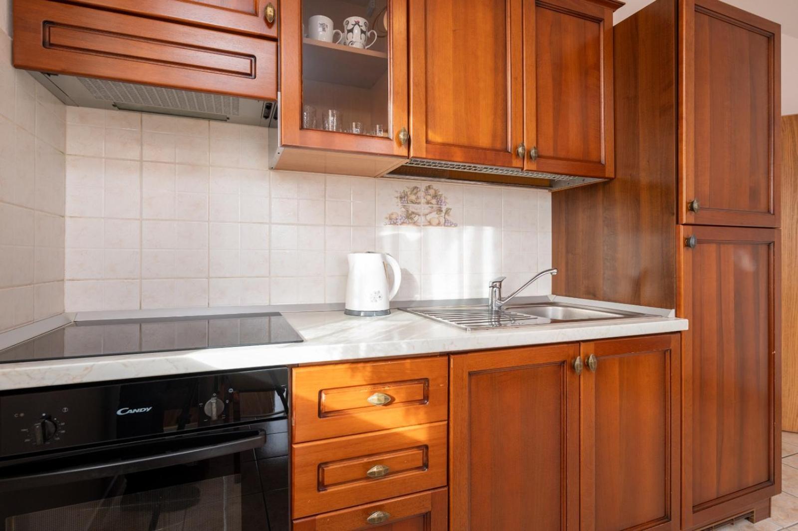 Apartment Anita โตรกีร์ ภายนอก รูปภาพ